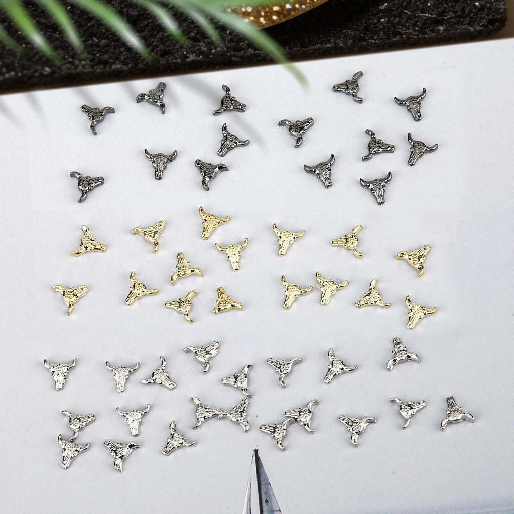 50pcs Cowboy Bull Head Nail Charms Halloween Retro Nail Art Decorations