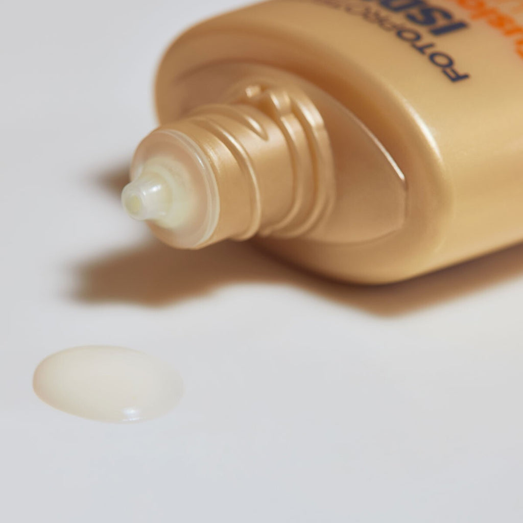 Oil-Free Sunscreen SPF30 with Fusion Water Technology for Daily Urban Use