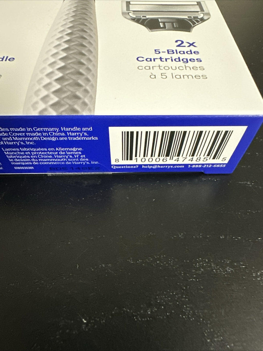 Harry's Smoke Razor with 2x 5-Blade Cartridges No-Slip Grip