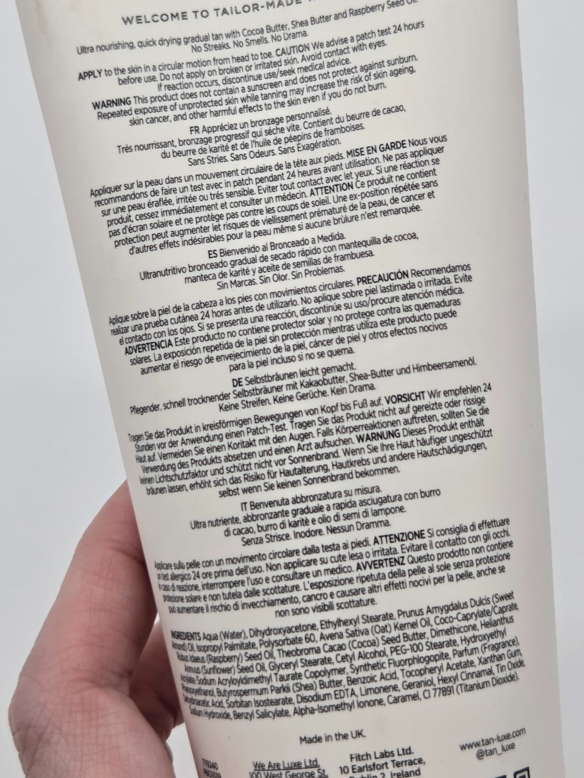 Gradual Self-Tanning Body Cream with Illuminating Nanoparticles - 6.76 Fl Oz