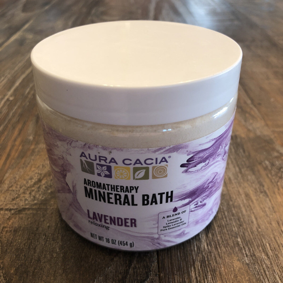 Relaxing Lavender Mineral Bath - Aromatherapy Bath Soak 16 oz