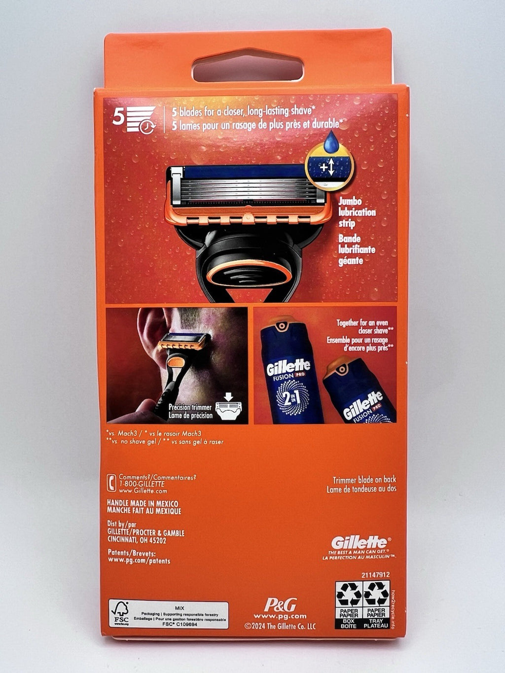 Gillette Fusion 5 Men's Razor Handle with 1 Blade Refill - Shaving Kit