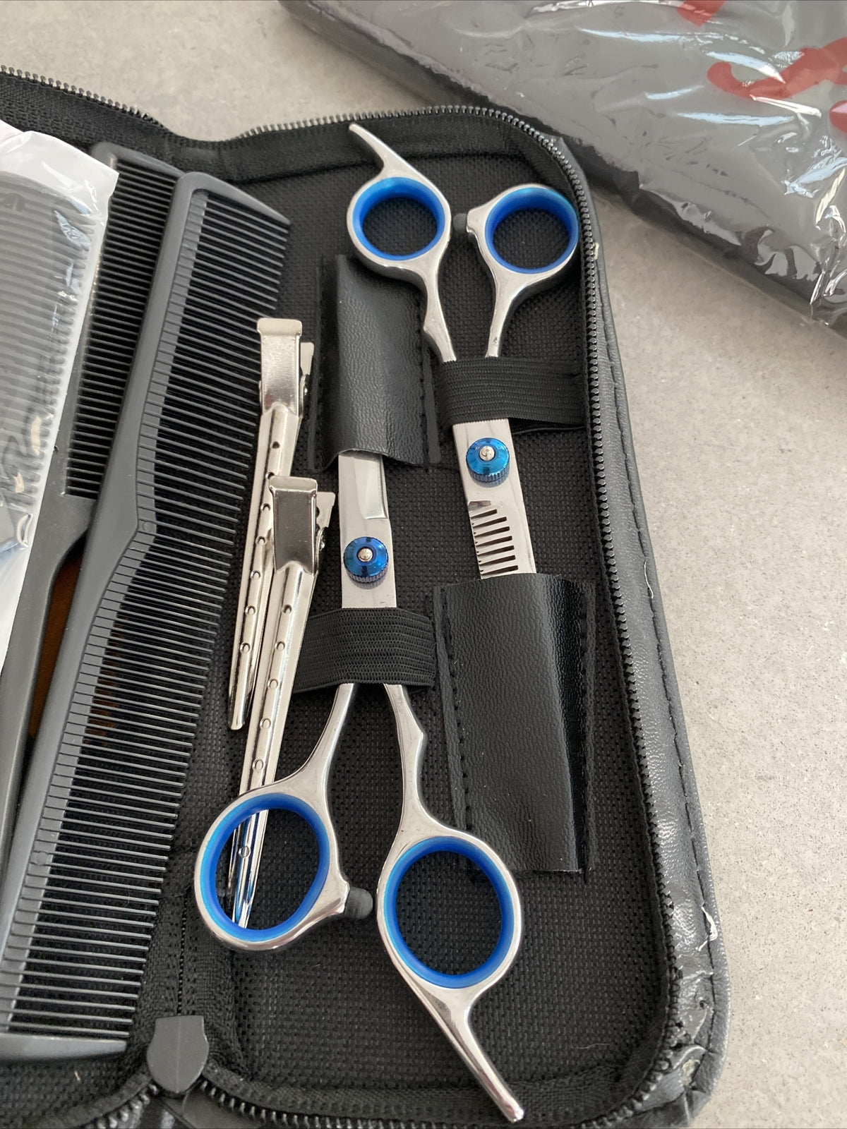 Hair Cutting Scissor Set with Carrying Case and Thinning Shears - Unbranded