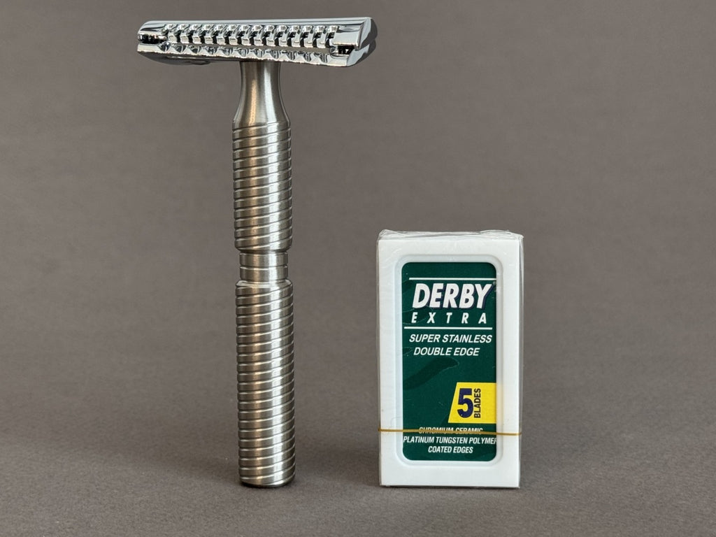 Double-Edged Safety Razor with Stand - Aggressive Slant Head & Blades Pack