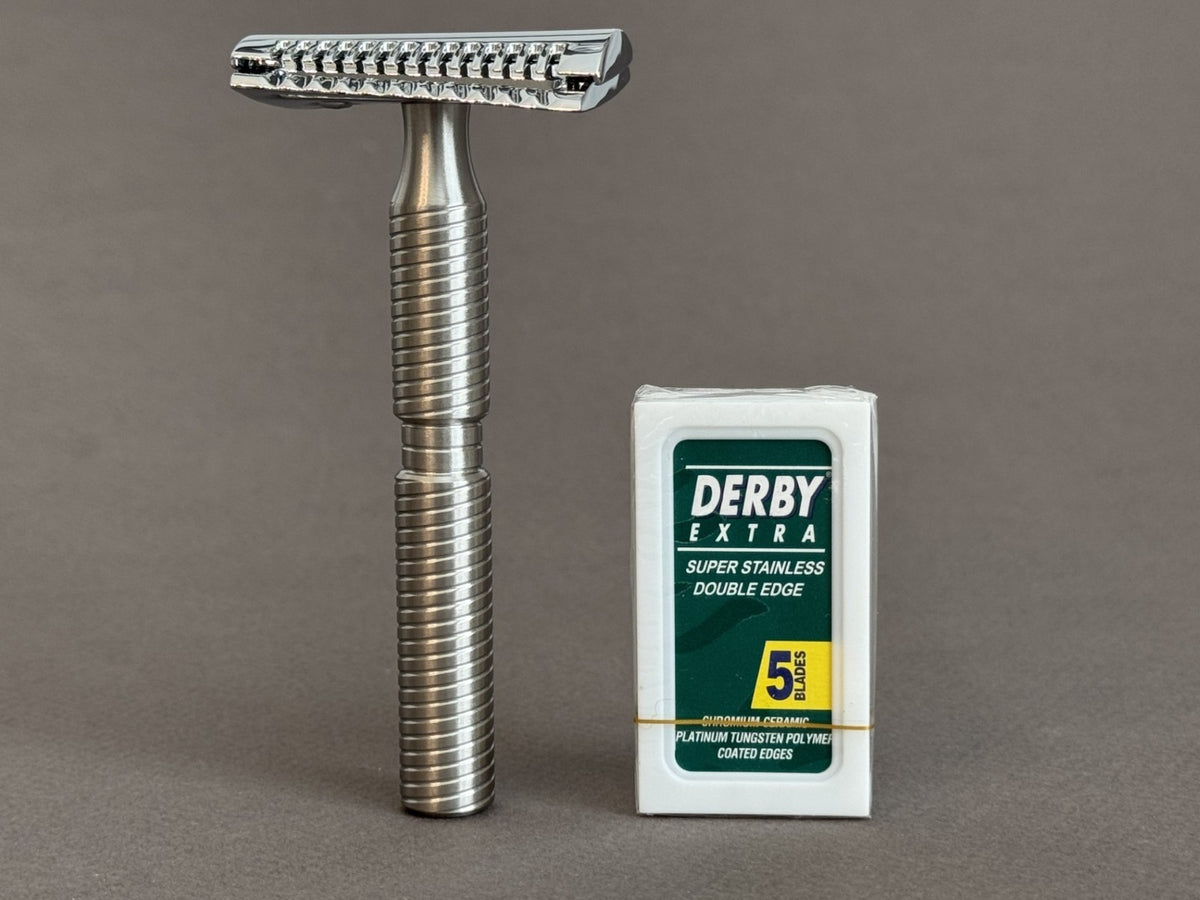 Double-Edged Safety Razor with Stand - Aggressive Slant Head & Blades Pack