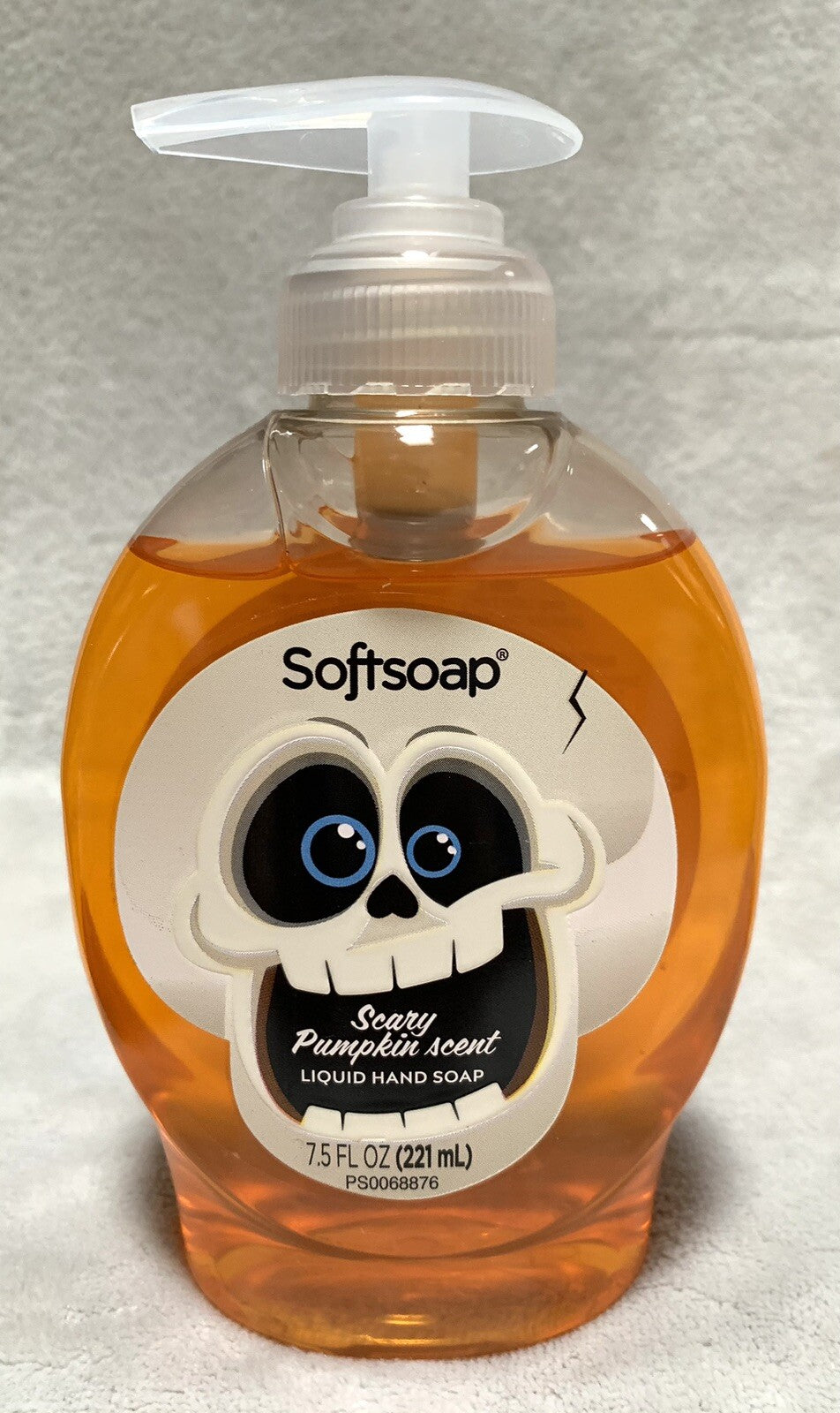 Lot of 4 Halloween Themed Liquid Hand Soap Pump Bottles - Pumpkin Scent