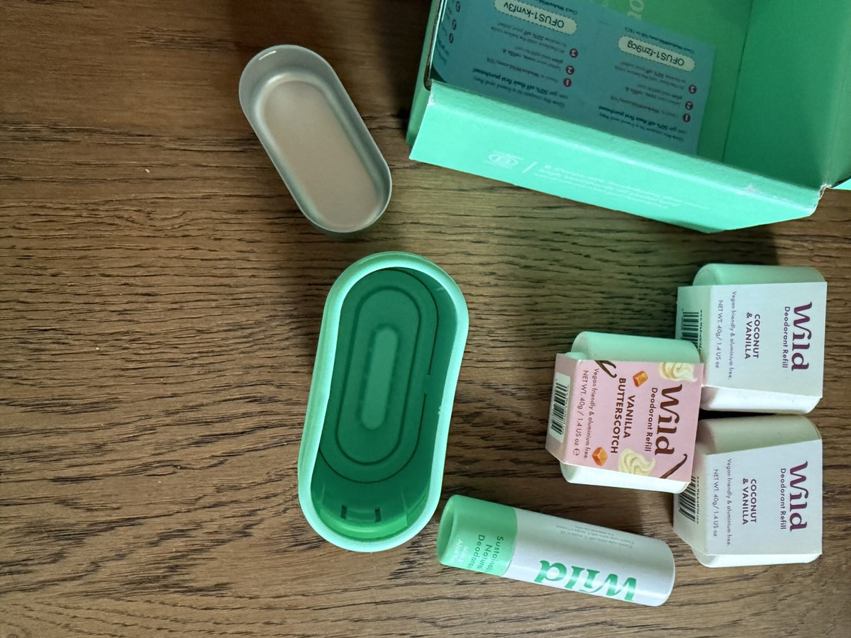 Refillable Deodorant Set with Mint Case & 6 Natural Refills Travel Friendly