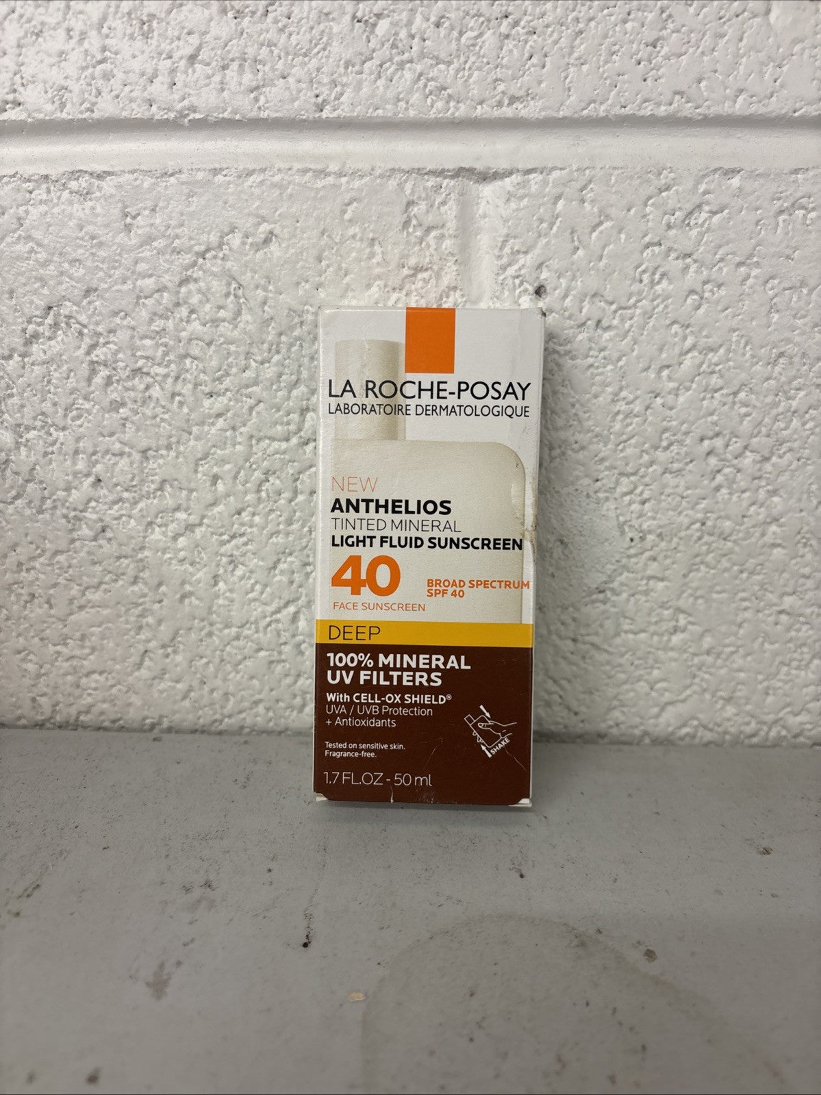 Tinted Mineral Sunscreen SPF40 - Deep Shade, 1.7oz Facial Sun Protection