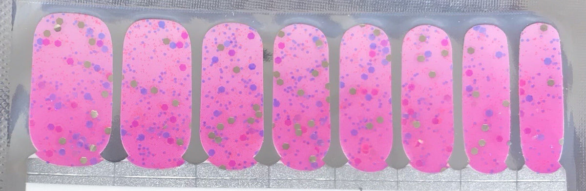 Nail Polish Strips Cake Frosting Set - 16 Easy-to-Apply Nail Wraps