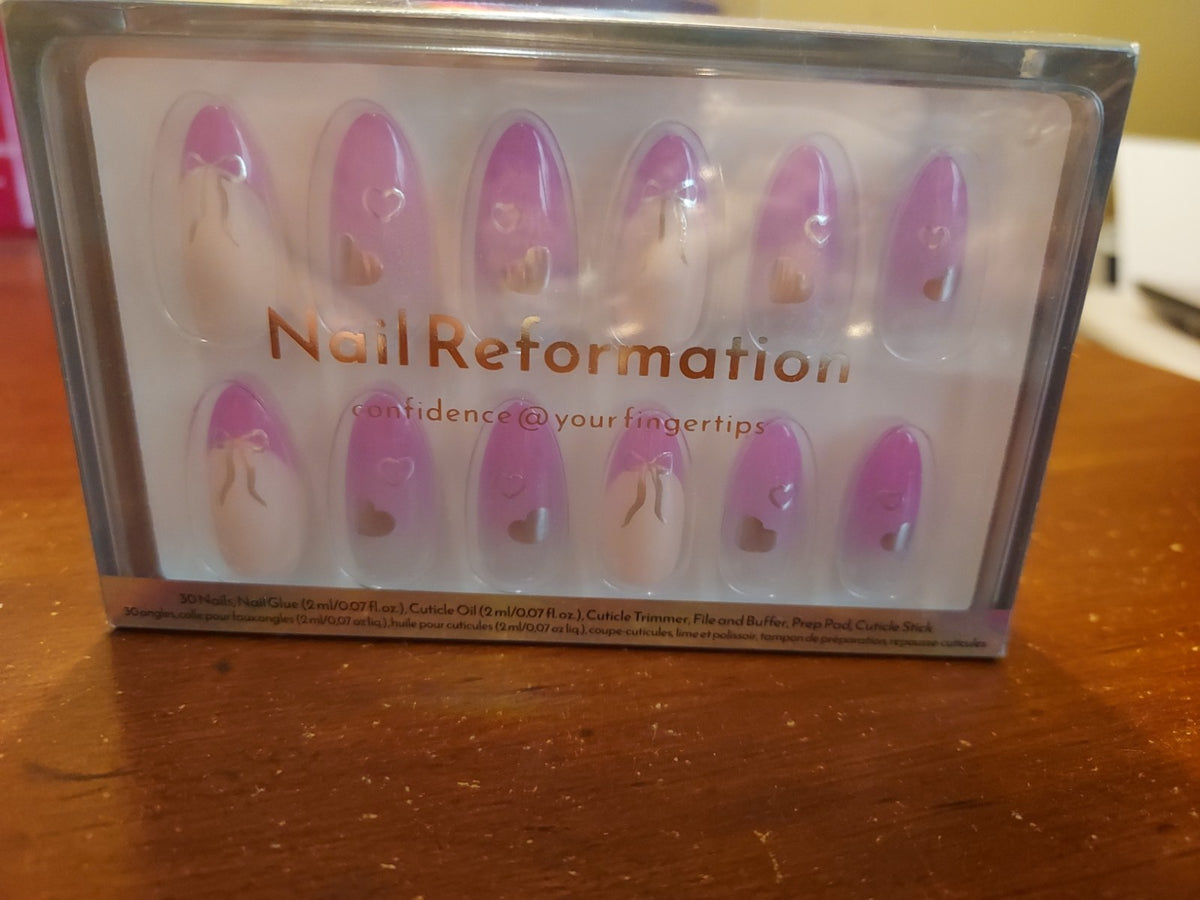 Medium Almond Nail Set in Cupid's Gift - Nail Reformation