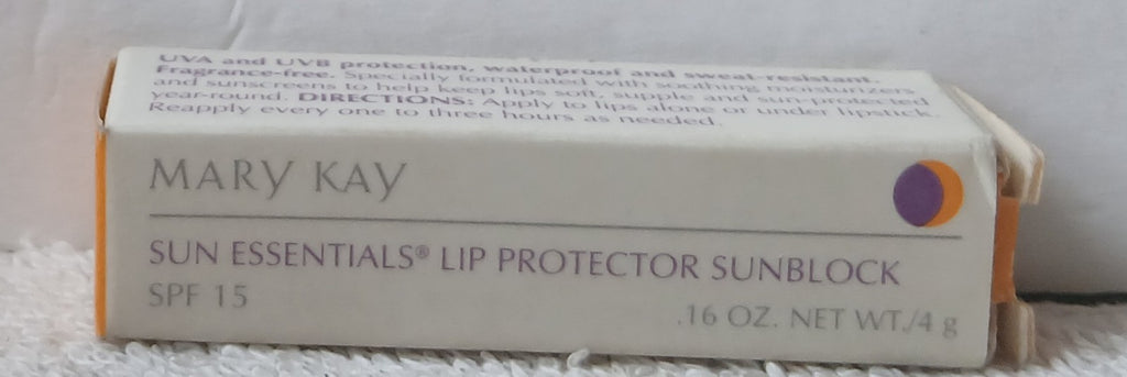 Lip Sunblock SPF 15 Lip Balm with Moisturizers Water-Resistant 0.16 oz