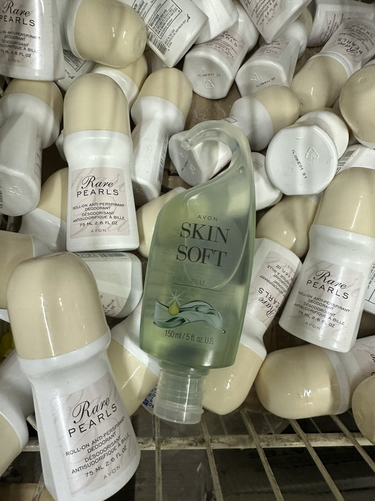 Avon Rare Pearls Roll-On Deodorant Antiperspirant 2.6 fl oz Free Shower Gel