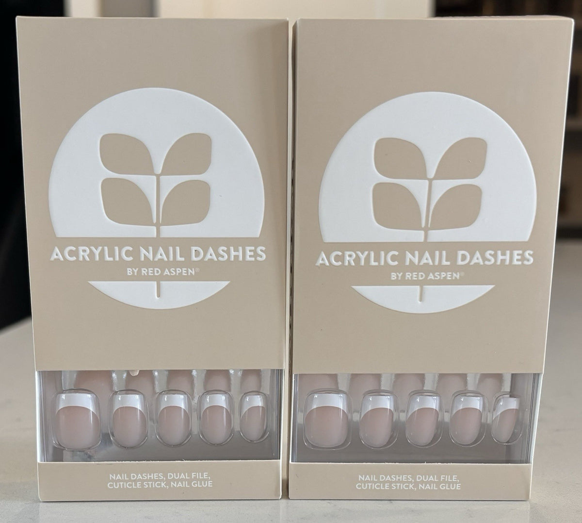Press-On Nails Set with Glue & Tools - Reliable Rozlyn French Tip Short Squoval