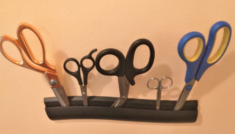Wall Mounted Scissors Organizer Rack Holds Up To 10 Pairs - Space Age Plastic