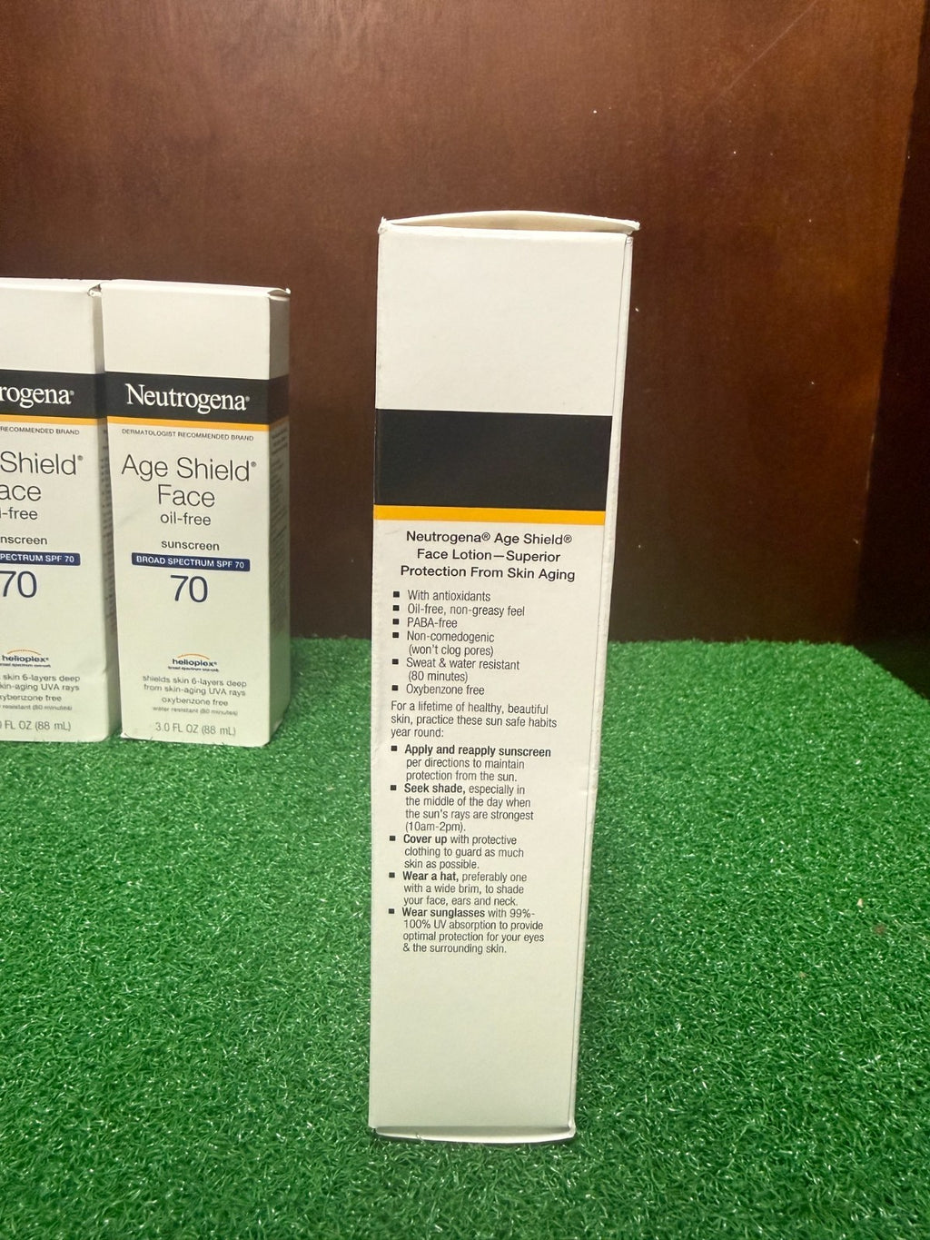 Neutrogena SPF 70 Face Sunscreen Lotion Oil-Free 3oz Pack of 3