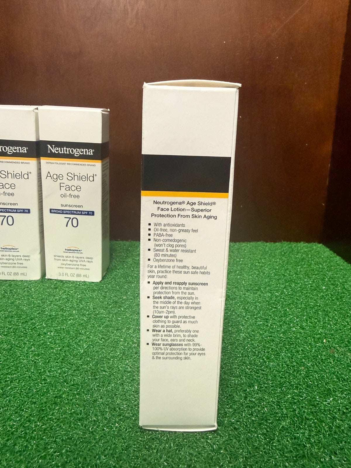 Neutrogena SPF 70 Face Sunscreen Lotion Oil-Free 3oz Pack of 3