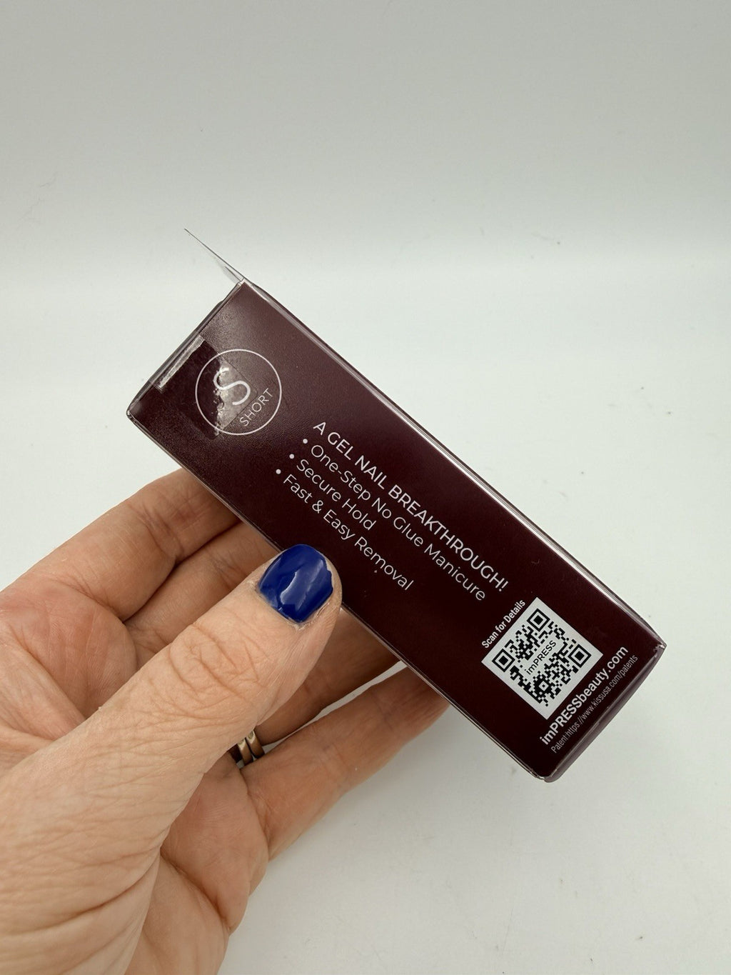 Press On Nail Kit with 30 Fake Nails - No Glue Needed, Glitchin