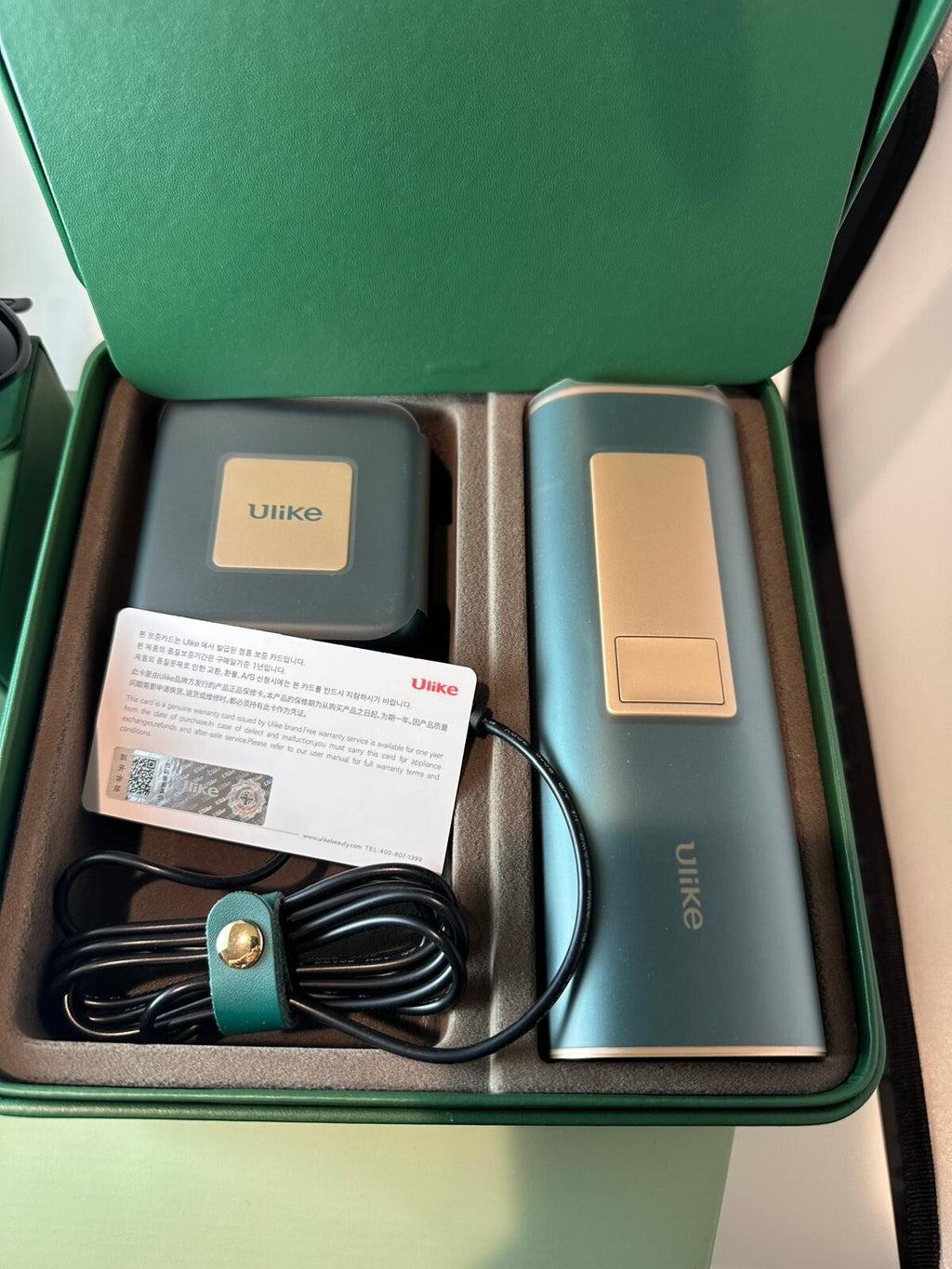IPL Hair Removal Device with Ice Cooling Technology - ULIKE
