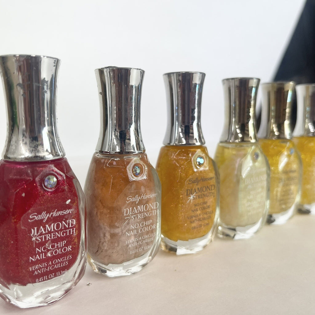 Set of 6 Nail Polishes - 5 Assorted Colors, No Chip, Diamond Strength