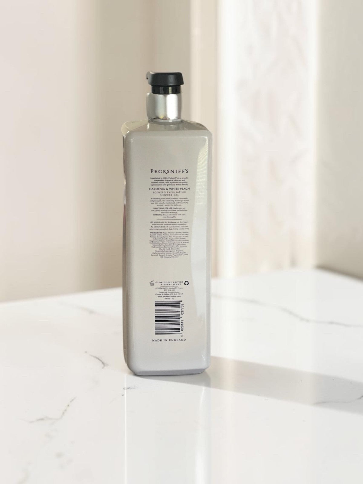Exfoliating Shower Gel with Glycolic Acid - Gardenia & White Peach 33.8oz