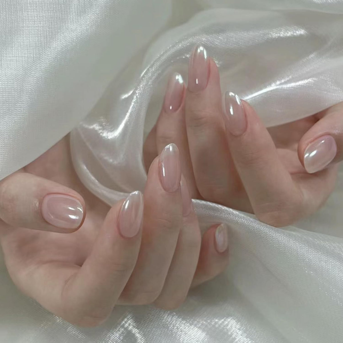 White Pearl Chrome Nail Powder for Gel Nails - Clear Glazed Donut Finish