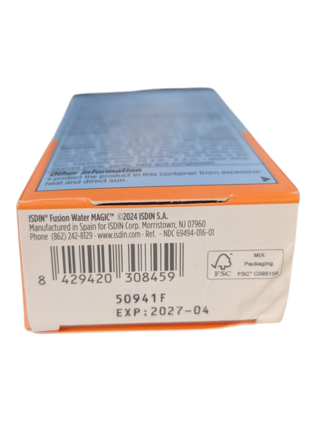 Ultralight Broad Spectrum SPF 40 Sunscreen with Hydration - Fusion Water MAGIC