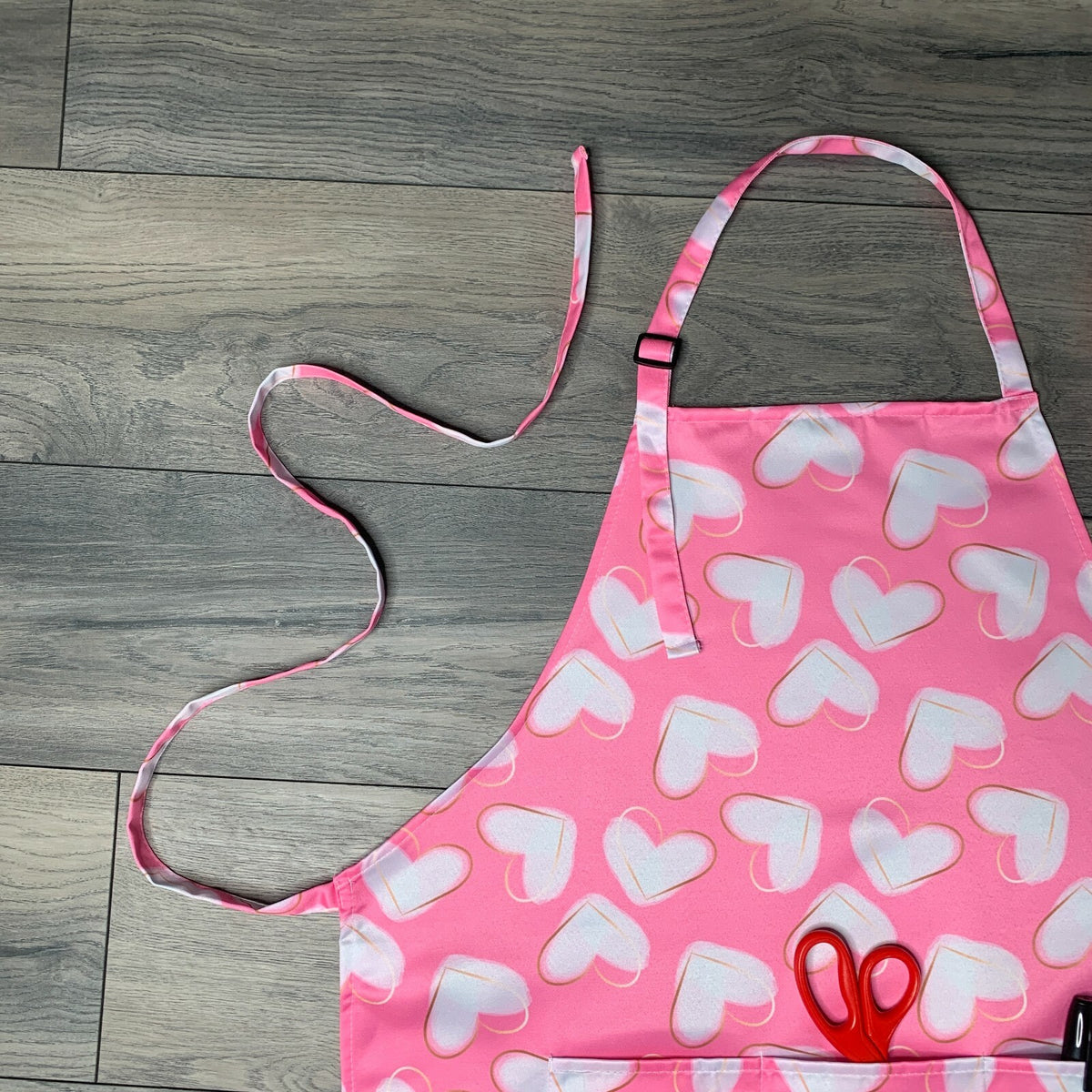 Pink Heart Bib Apron Waterproof Bleach Proof for Hairdressers & Food Service