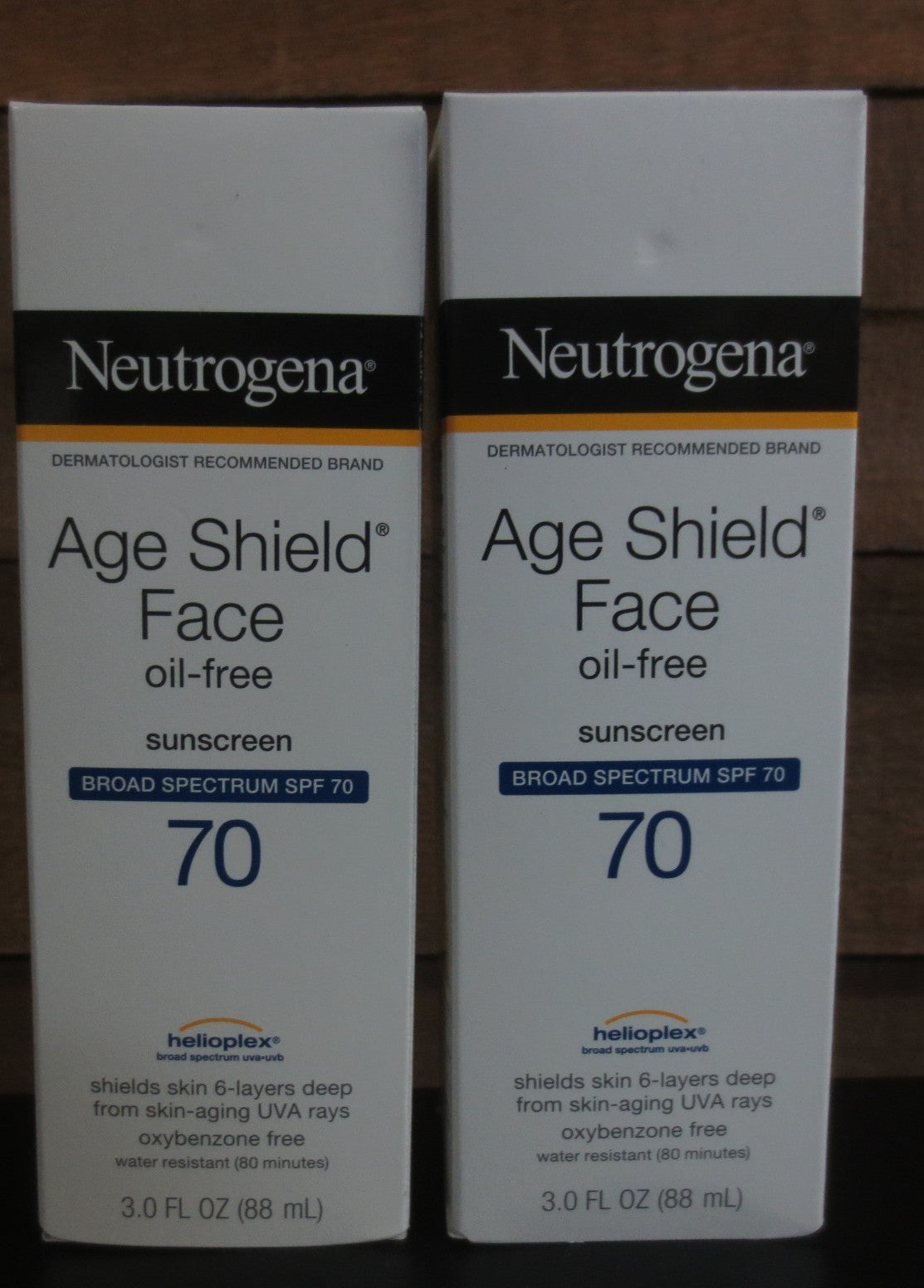 Oil-Free Sunscreen Lotion SPF 70 Broad Spectrum Face Sunblock 2 Pack