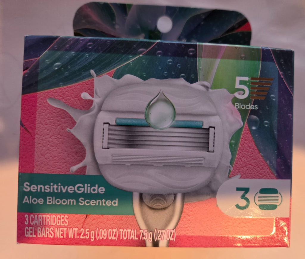 Gillette Venus Sensitive Glide Razor Refill Cartridges Aloe Bloom 3 Count