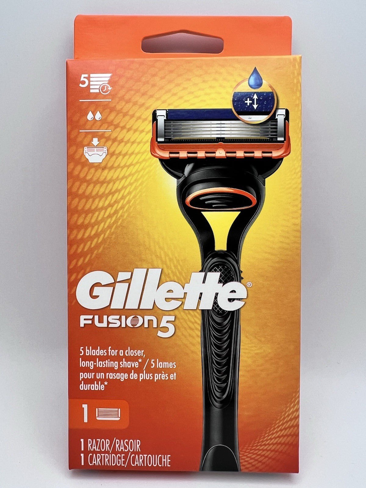 Gillette Fusion 5 Men's Razor Handle with 1 Blade Refill - Shaving Kit
