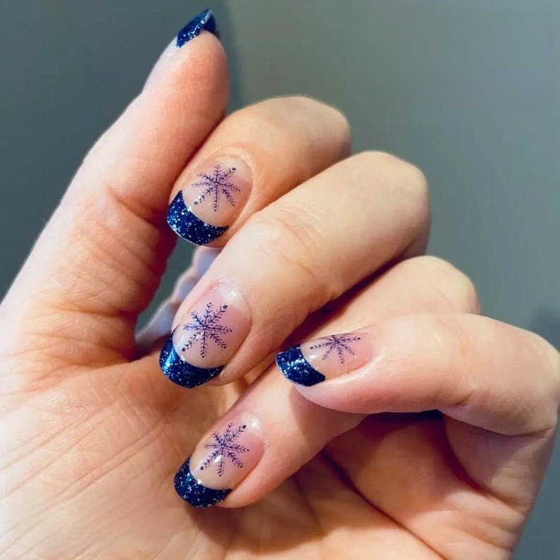 Color Street In A Flurry Nail Polish Strips - Retired French Manicure Set