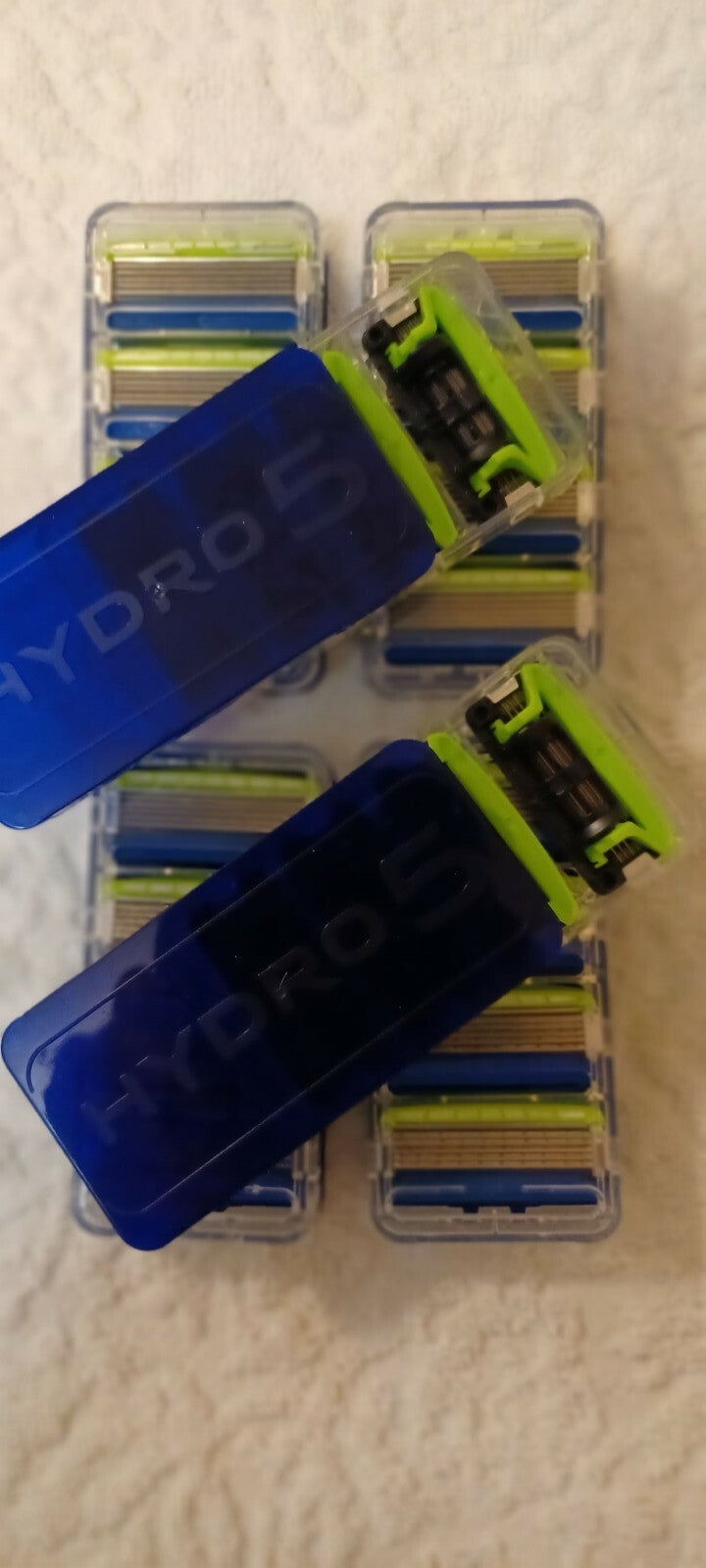 24 Schick Hydro 5 Sensitive Razor Blade Refills - 5 Ultra-Glide Blades for Men