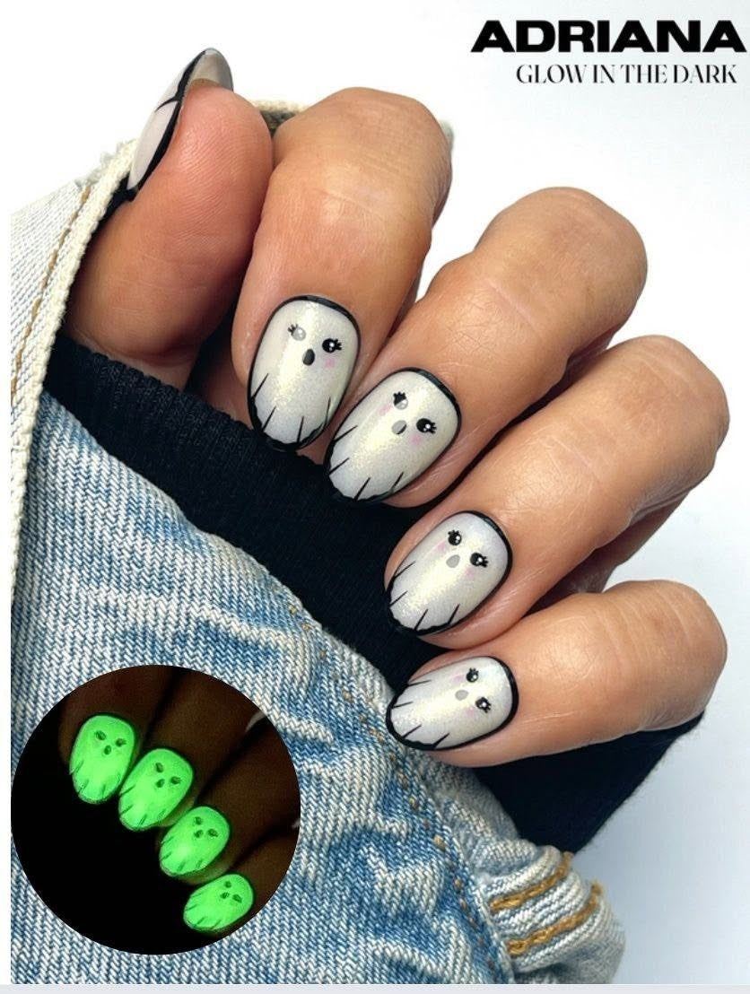 Glow-in-The-Dark Halloween Press-On Nails - That's the Spirit, Adriana, Short Almond Style