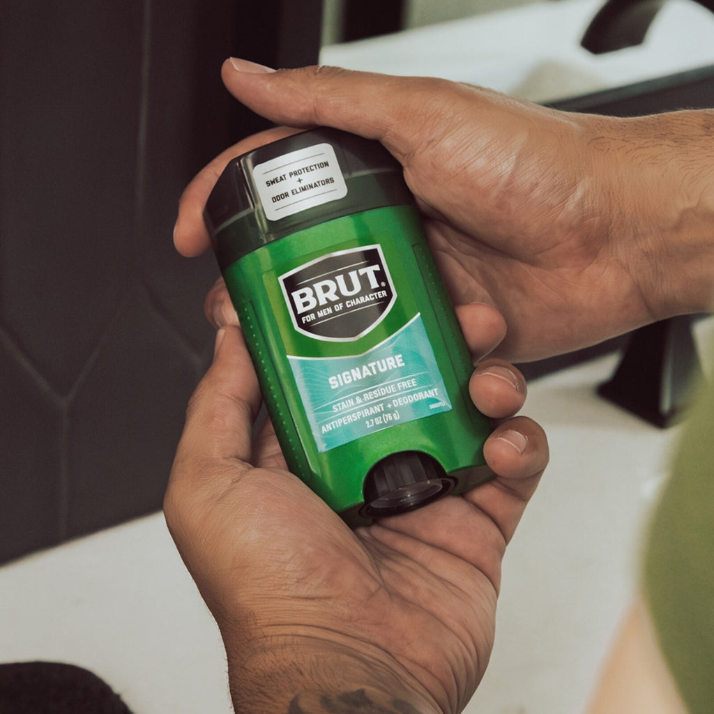 Men's Antiperspirant Deodorant Stick - 2.7 Oz Signature Scent, 48H Protection