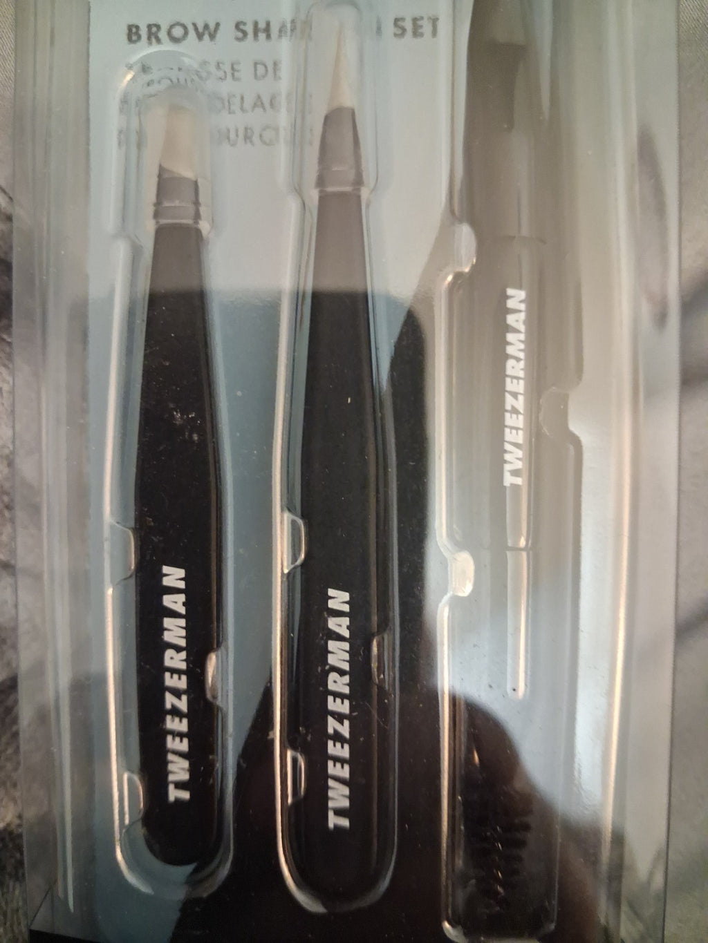 Tweezerman Brow Shaping Tweezer Set 3-Piece with Mini Brow Brush Black Vegan