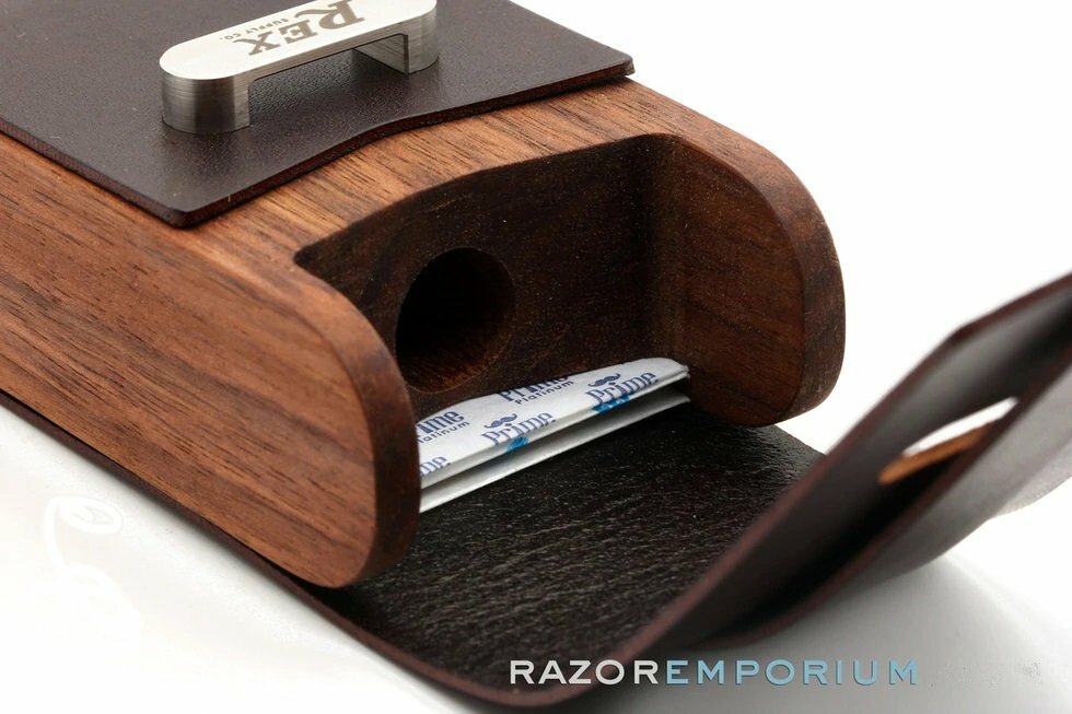 Stainless Steel Double Edge Safety Razor - Envoy by Rex Supply Co.