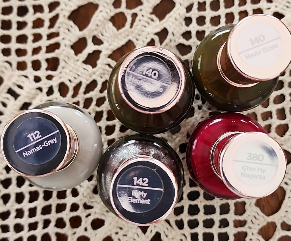 Set of 5 Sally Hansen Nail Polishes - Color Therapy Collection