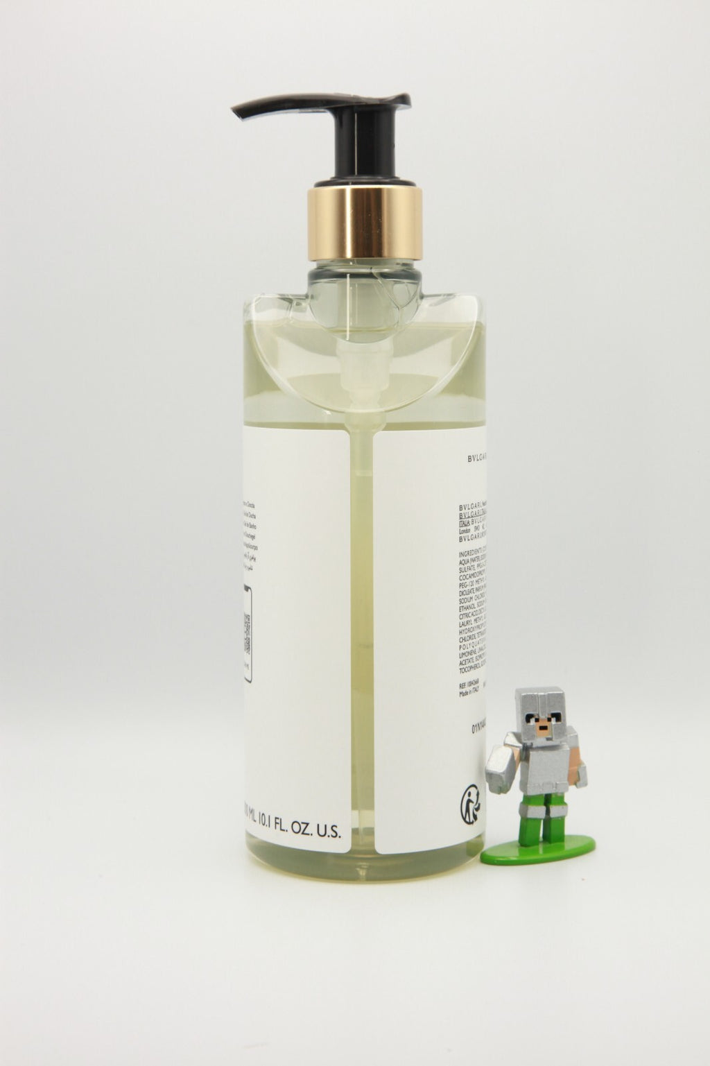 BVLGARI Eau Parfumée au Thé Blanc 300ml Shampoo & Shower Gel - Luxury Fragrance