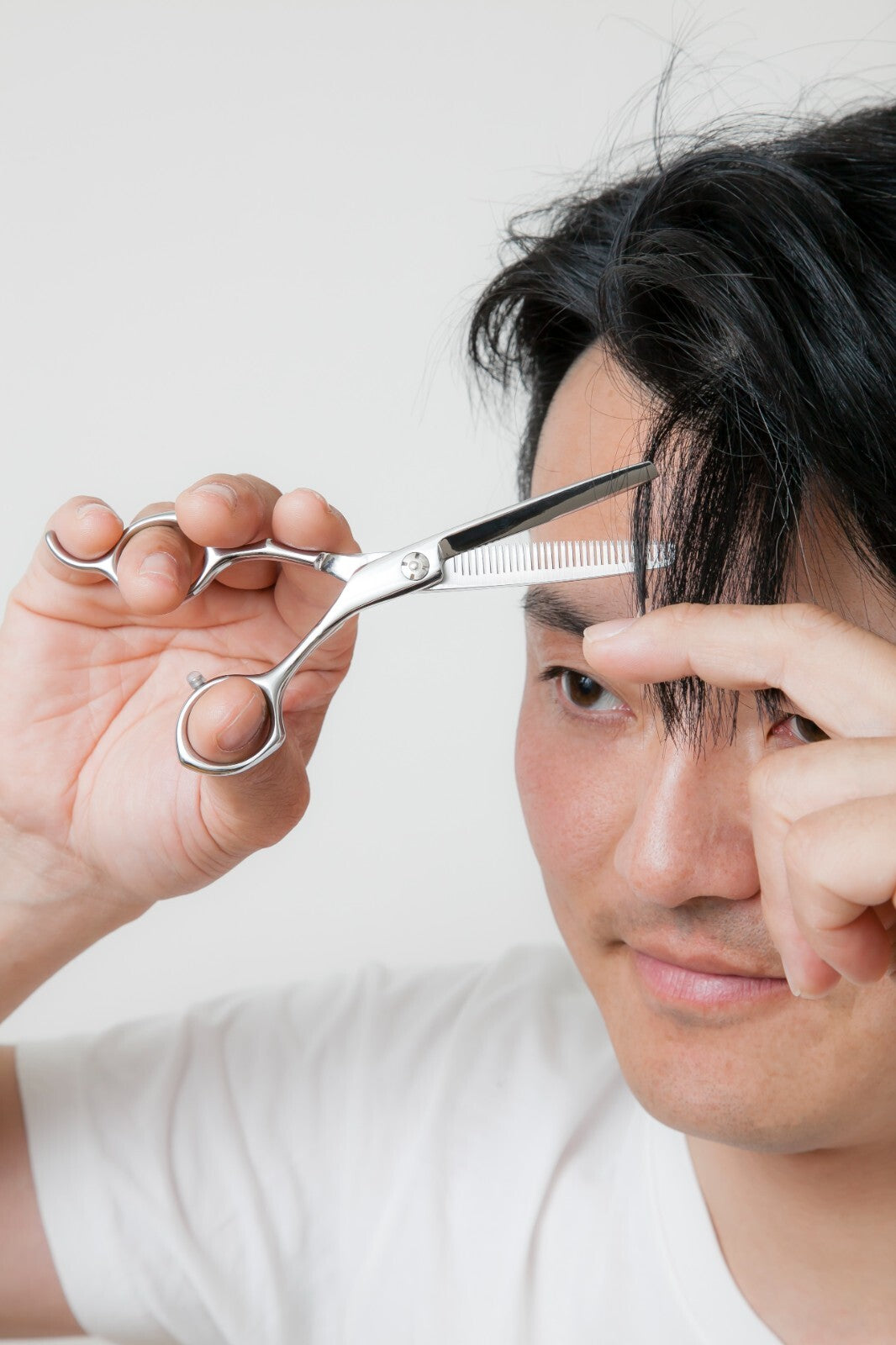Stainless Steel Hair Blending Scissors 5.5 Inch with Finger Rest