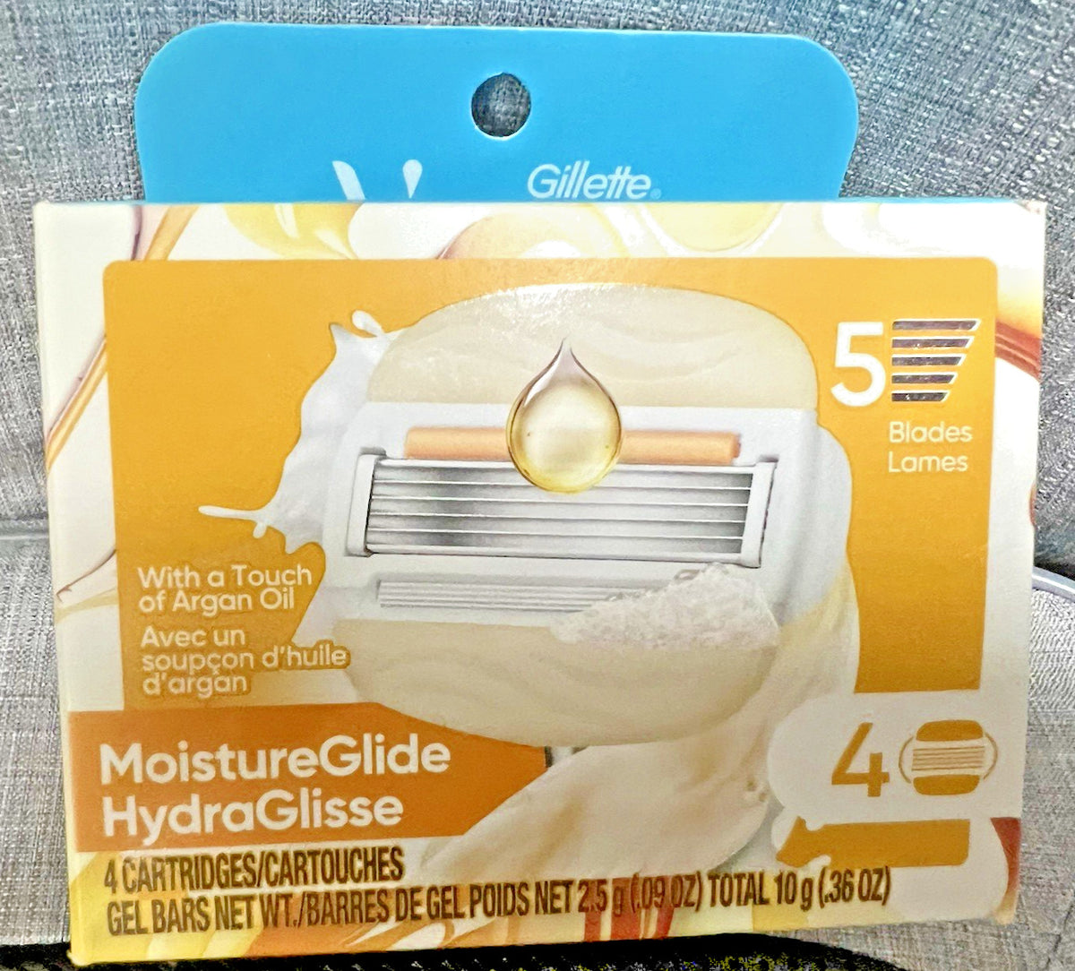 Gillette Venus MoistureGlide 4 Refill Cartridges with 5 Blades Argan Oil