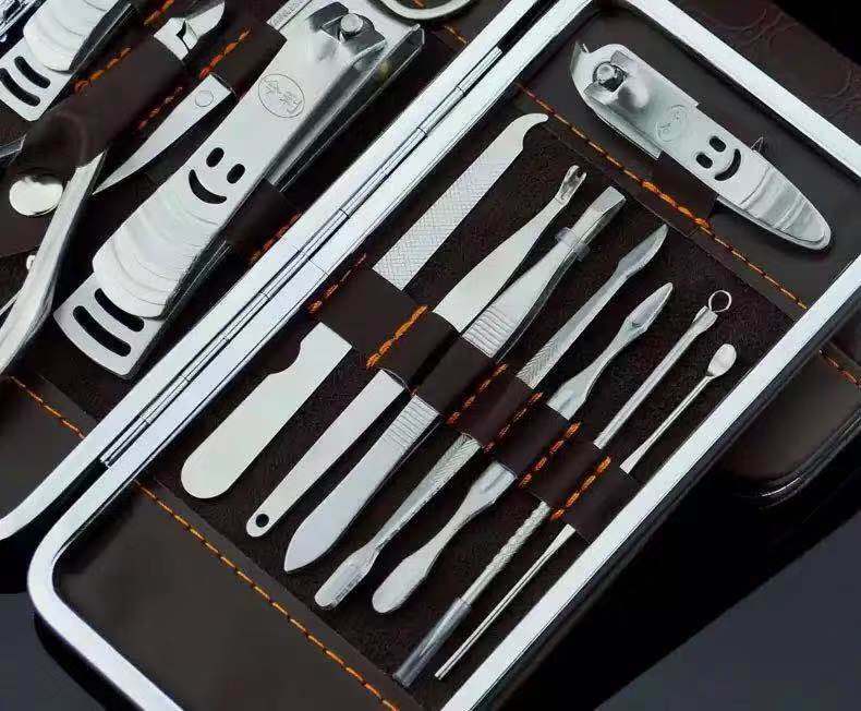 12-Piece Manicure Pedicure Set Stainless Steel Nail Clipper Grooming Kit with Case