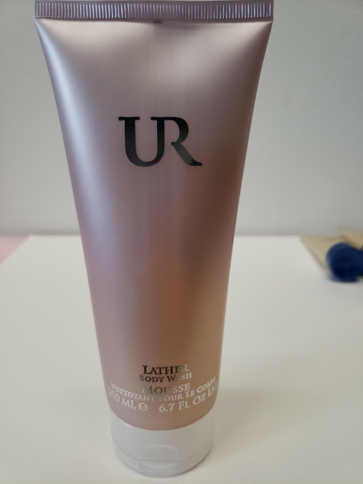 Usher UR Lather Body Wash - 6.7 Fl Oz / 200 mL, Moisturizing Shower Gel