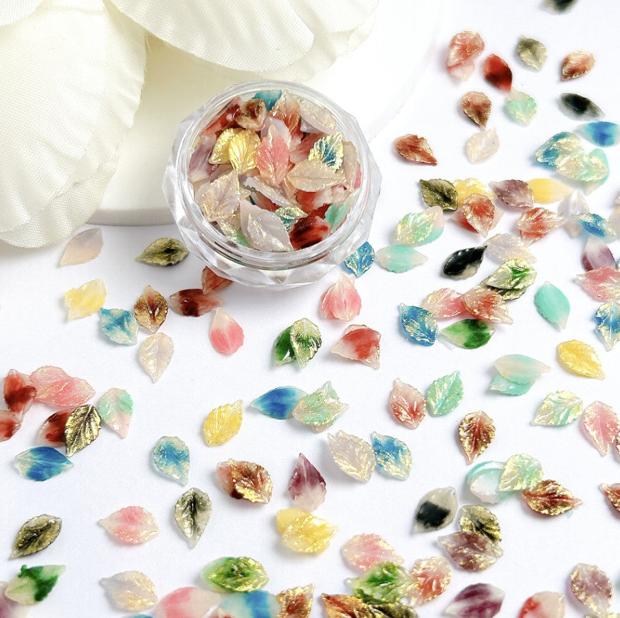 Glow in the Dark Nail Art Charms 20pcs Resin Leaf Decorations for DIY Nails