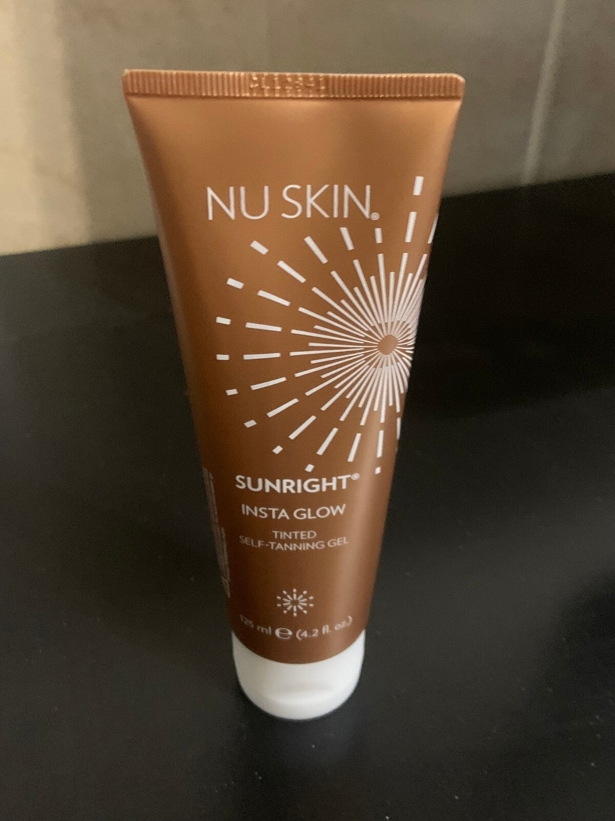 Self Tanner Gel - Natural Sunless Bronzer for Face & Body, 4.2 oz
