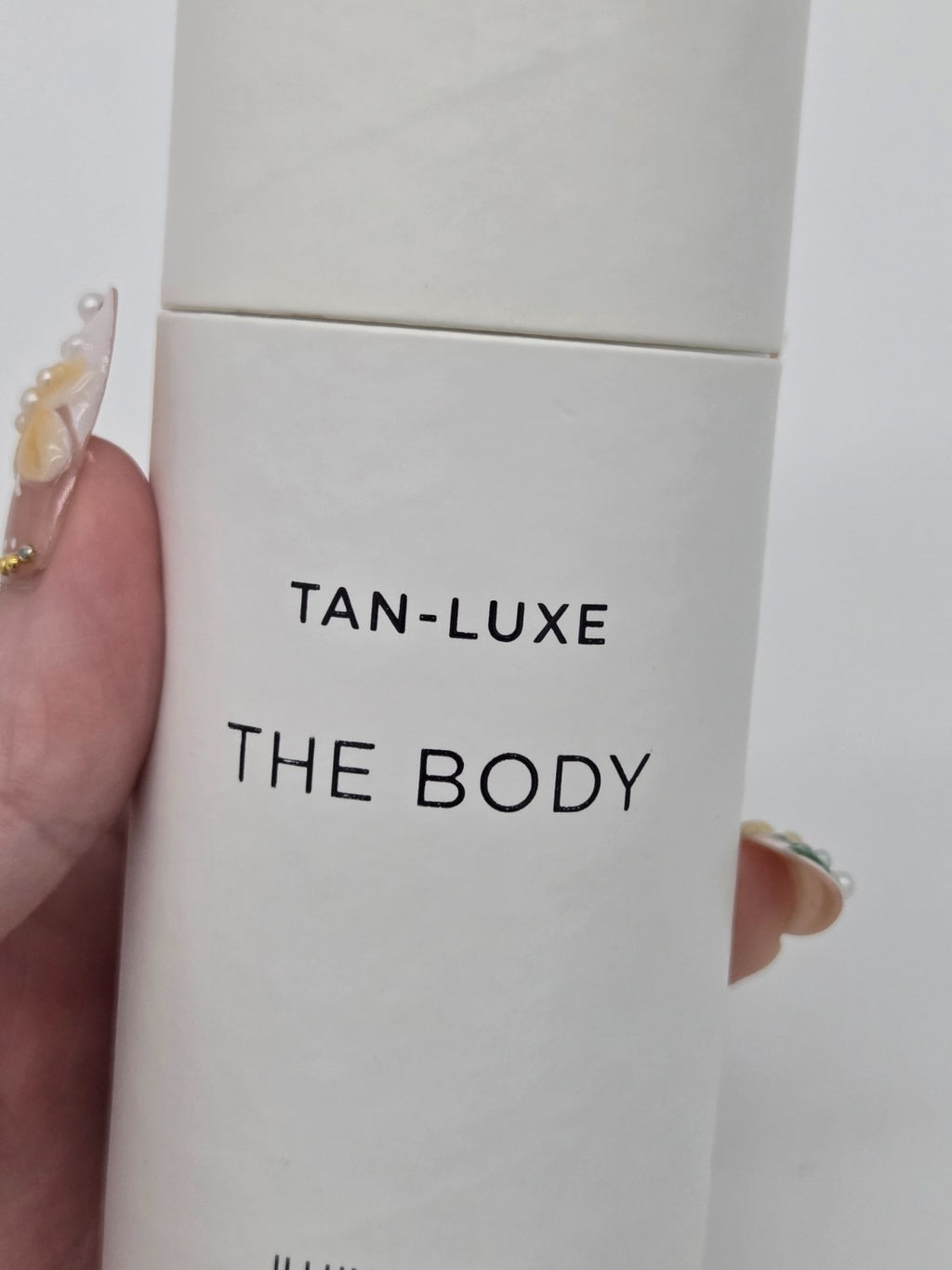 Self Tanning Drops for Body - Illuminating Medium/Dark Glow 1.69 fl oz