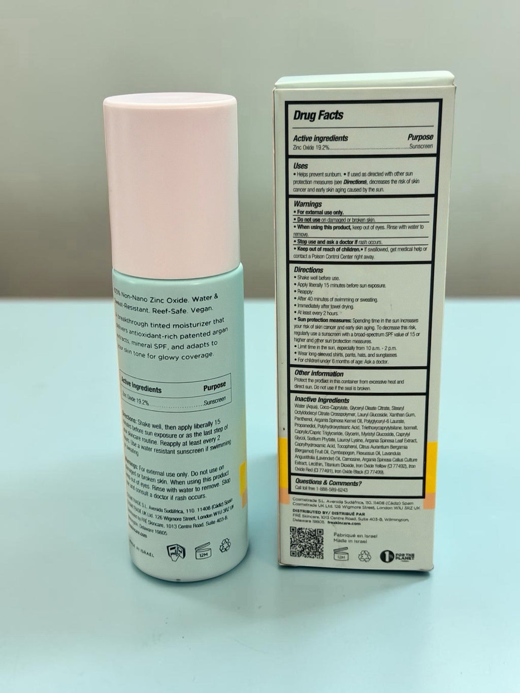 Fre Glow Me Light Medium Tinted Mineral Sunscreen SPF 30 - Hydrating Moisturizer