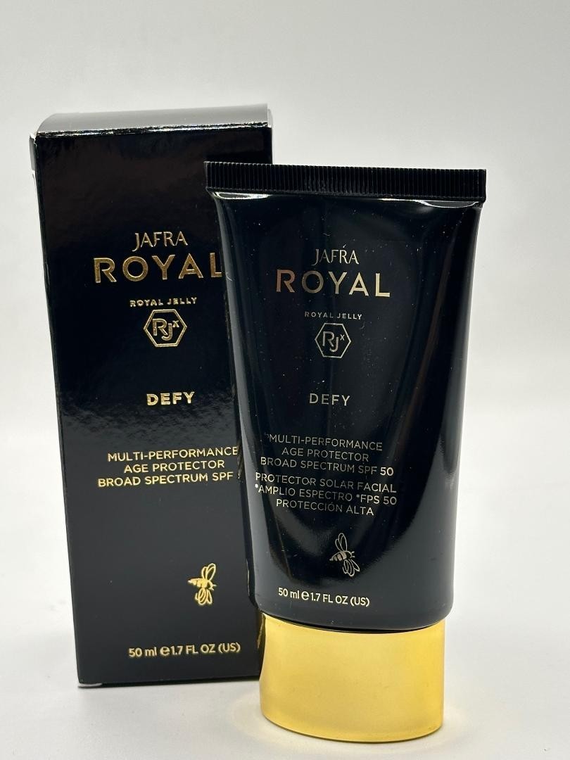 Sunscreen SPF 50 Broad Spectrum Age Defense Moisturizer with Royal Jelly