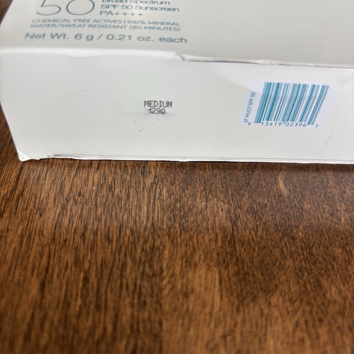 SPF 50 Broad Spectrum Mineral Sunscreen Brush-On with Hydrating Antioxidants - Medium Shade