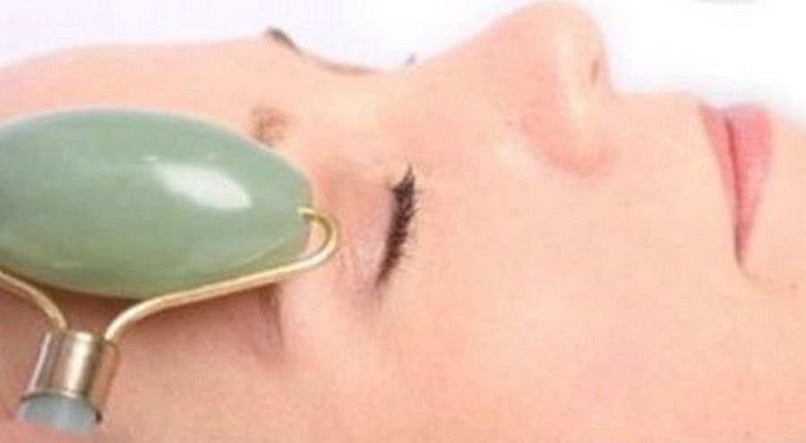 Jade Facial Roller - Green Jade Stone Face Massage Tool for Relaxation & Skin Care