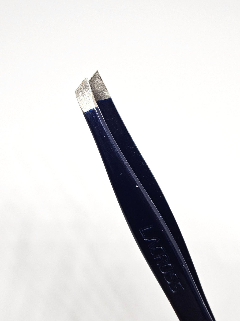Sally Hansen La Cross EXACTA Tweeze Tapered Slant Tip Tweezer - New
